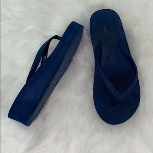 3/$5 Old Navy flip-flops
